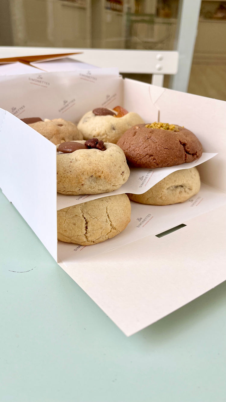 Box 8 cookies